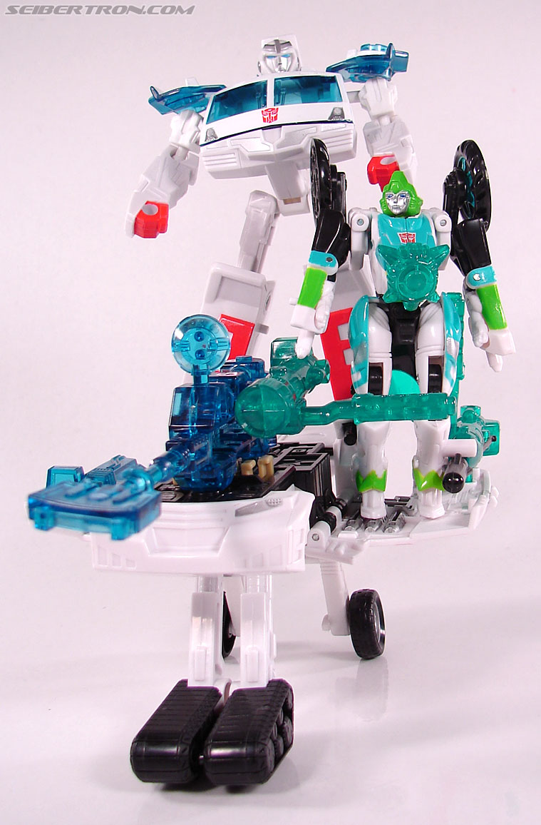 Transformers Energon Paradron Medic (Image #97 of 102)