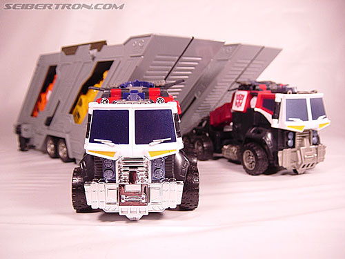 Transformers Energon Optimus Prime (Grand Convoy) (Image #1 of 161)