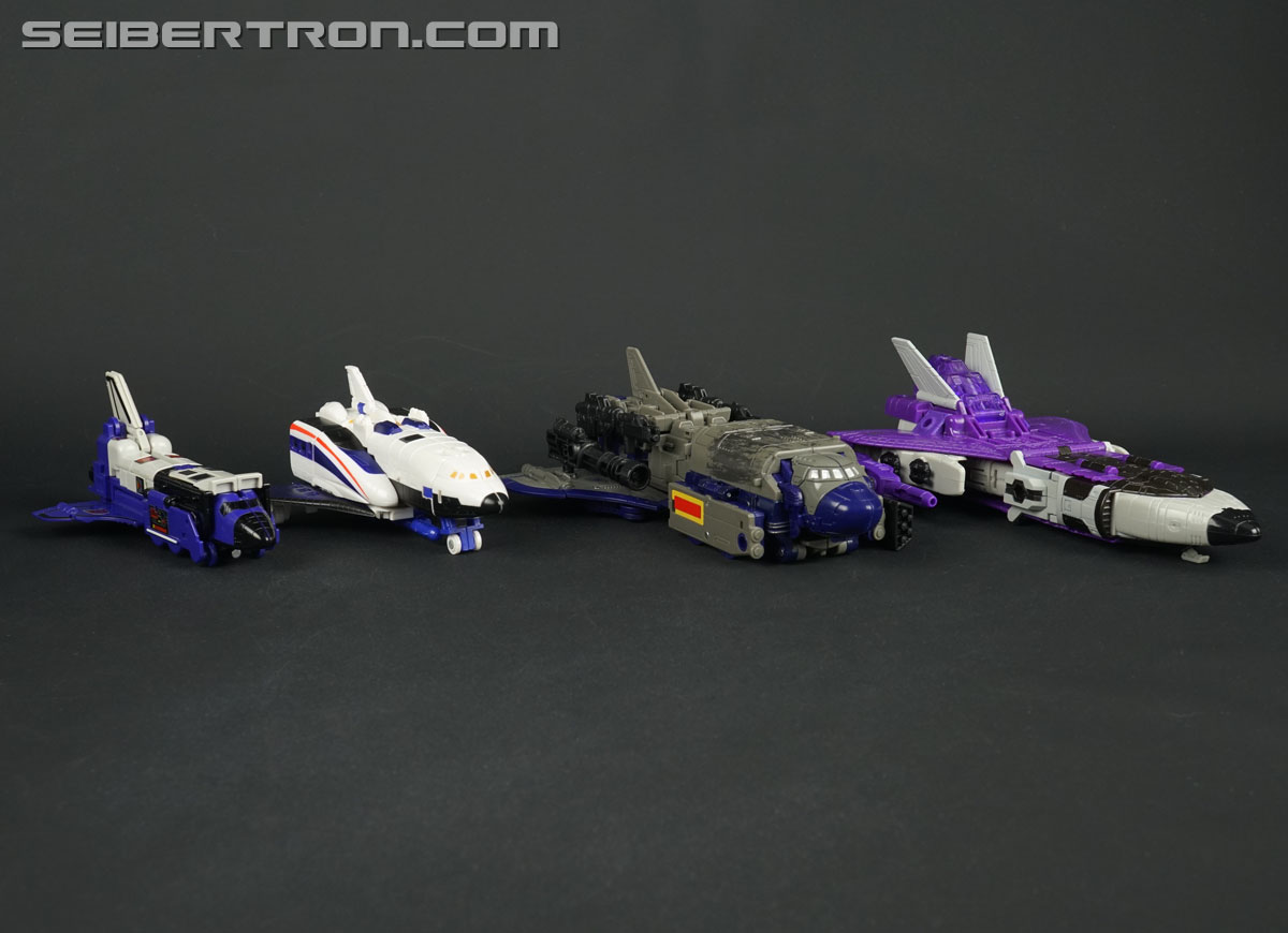 Transformers War for Cybertron: SIEGE Astrotrain (Image #64 of 267)