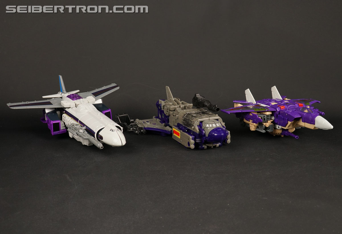 Transformers War for Cybertron: SIEGE Astrotrain (Image #67 of 267)
