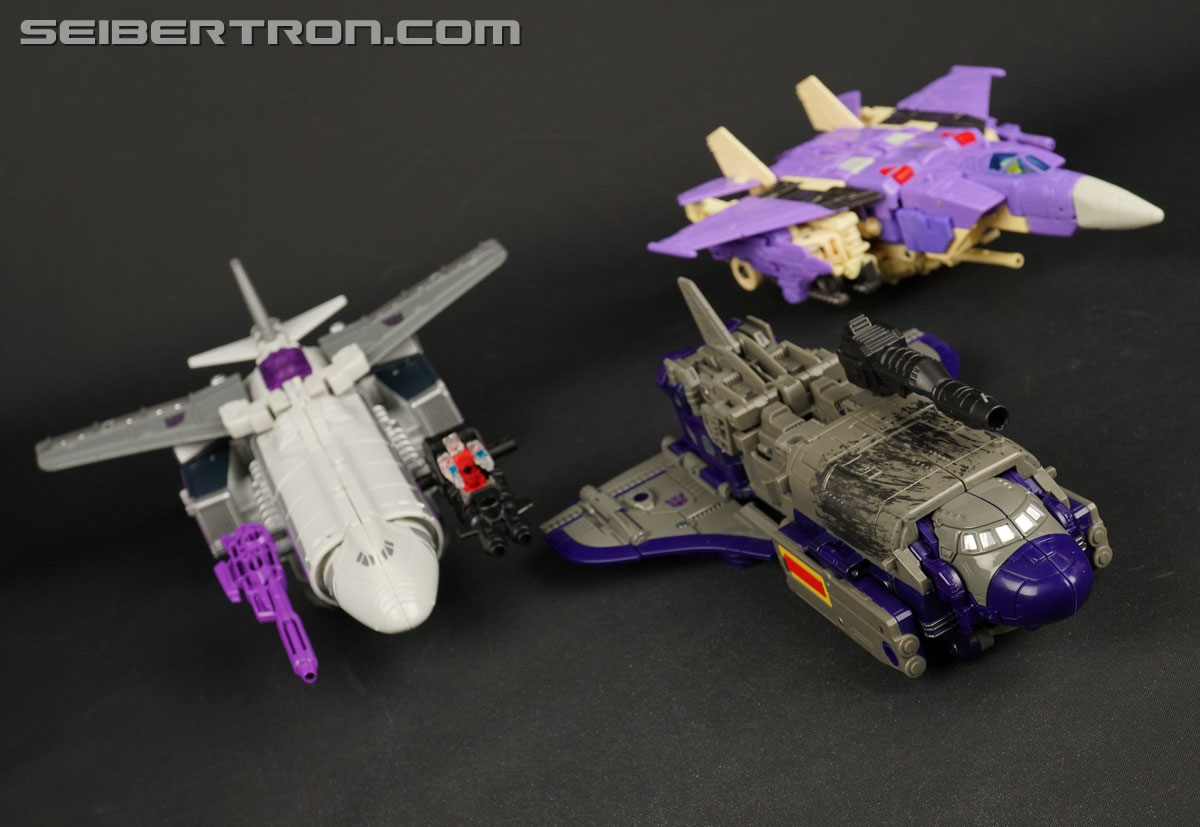 Transformers War for Cybertron: SIEGE Astrotrain (Image #73 of 267)