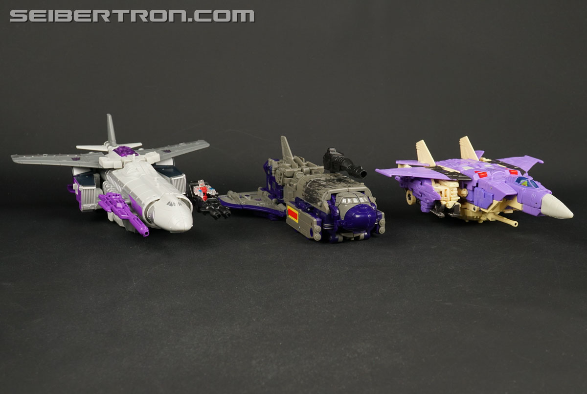 Transformers War for Cybertron: SIEGE Astrotrain (Image #75 of 267)