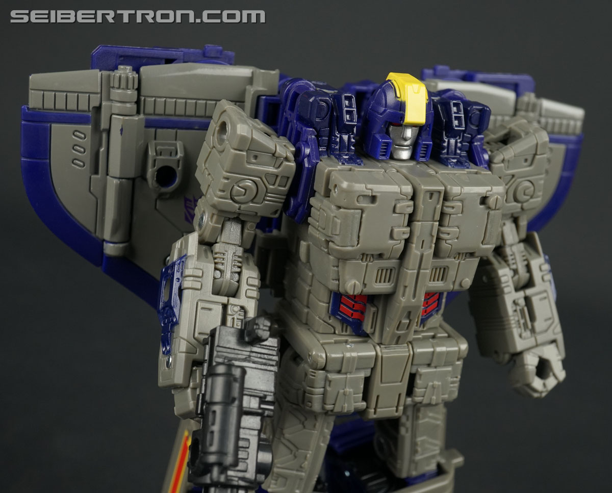 Transformers War for Cybertron: SIEGE Astrotrain (Image #148 of 267)