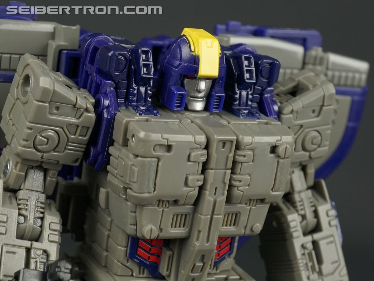 Transformers War for Cybertron: SIEGE Astrotrain (Image #149 of 267)