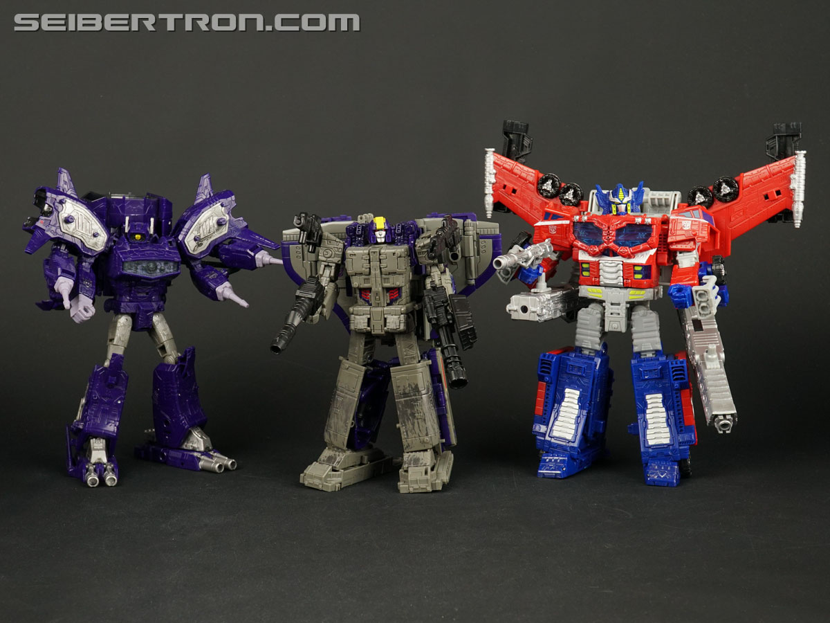Transformers War for Cybertron: SIEGE Astrotrain (Image #241 of 267)