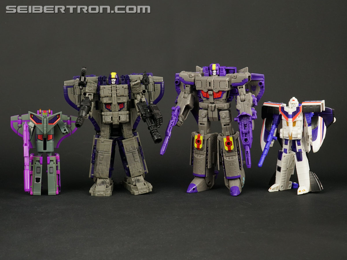 Transformers War for Cybertron: SIEGE Astrotrain (Image #252 of 267)