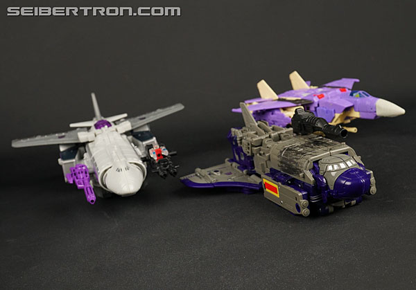 Transformers War for Cybertron: SIEGE Astrotrain (Image #71 of 267)