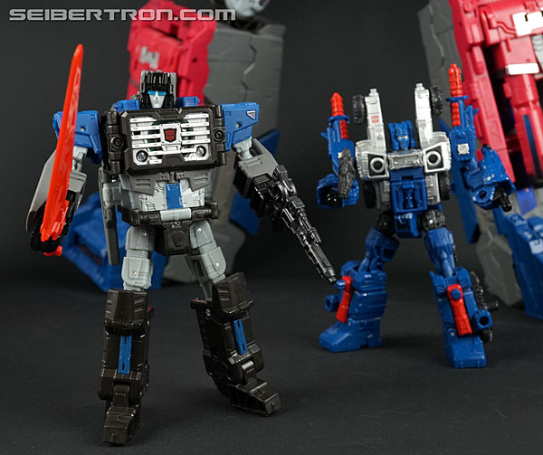 Transformers News: New Galleries: War for Cybertron SIEGE Deluxe Class Cog, Hound, Sideswipe and Skytread