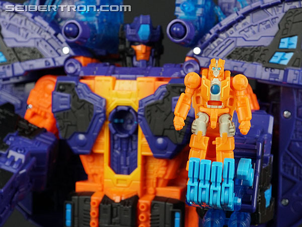 Transformers War for Cybertron: SIEGE Rung (Primus) (Image #86 of 125)