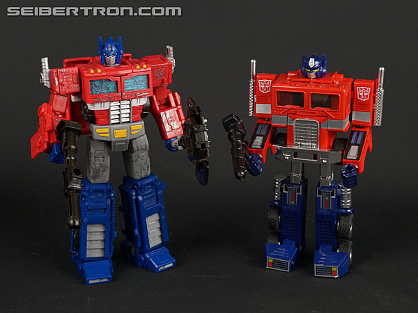 Transformers War for Cybertron: SIEGE Optimus Prime (Image #195 of 228)