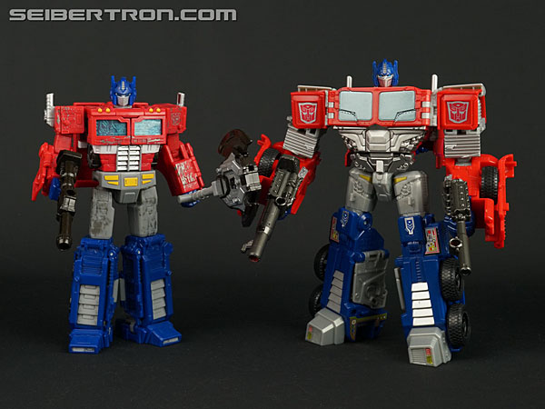 Transformers War for Cybertron: SIEGE Optimus Prime (Image #199 of 228)