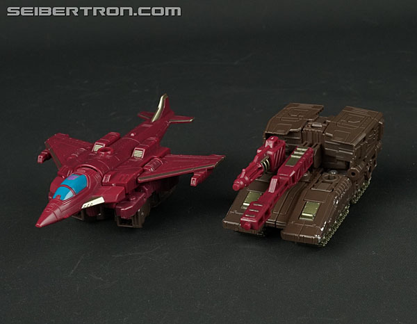Transformers War for Cybertron: SIEGE Skytread (Flywheels) (Image #45 of 159)
