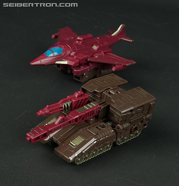 Transformers War for Cybertron: SIEGE Skytread (Flywheels) (Image #48 of 159)