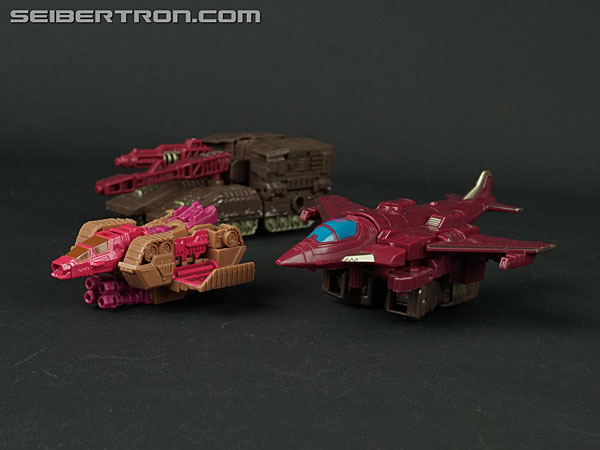 Transformers War for Cybertron: SIEGE Skytread (Flywheels) (Image #76 of 159)
