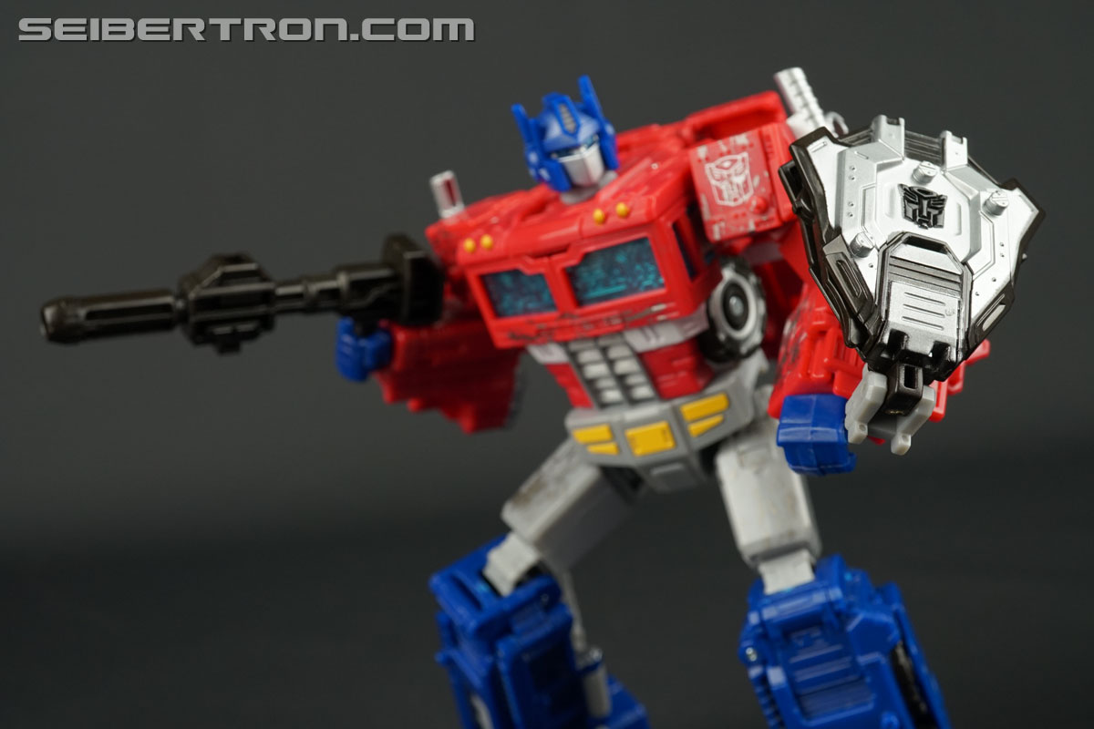 Transformers War for Cybertron: SIEGE Optimus Prime Toy Gallery (Image ...