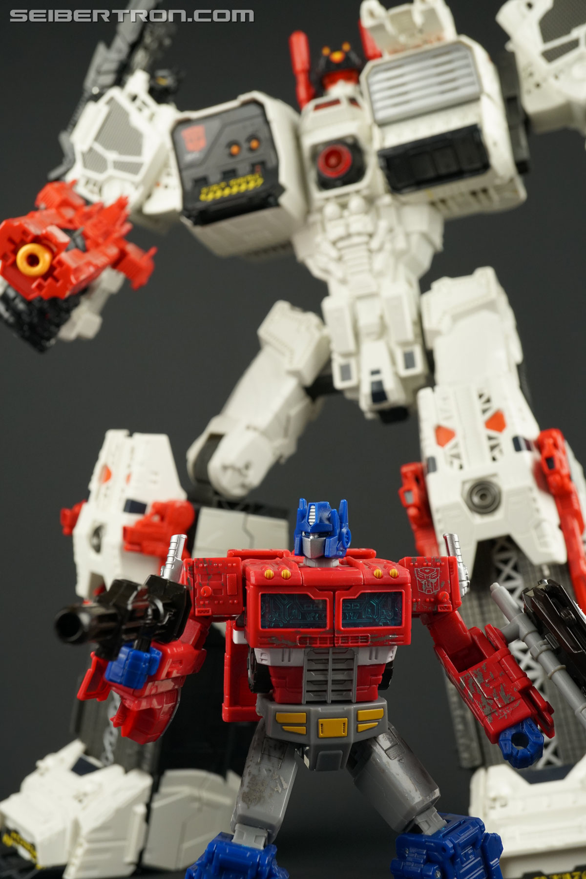 Transformers War for Cybertron: SIEGE Optimus Prime (Image #184 of 228)