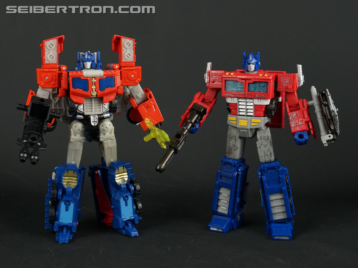 Transformers War for Cybertron: SIEGE Optimus Prime (Image #192 of 228)