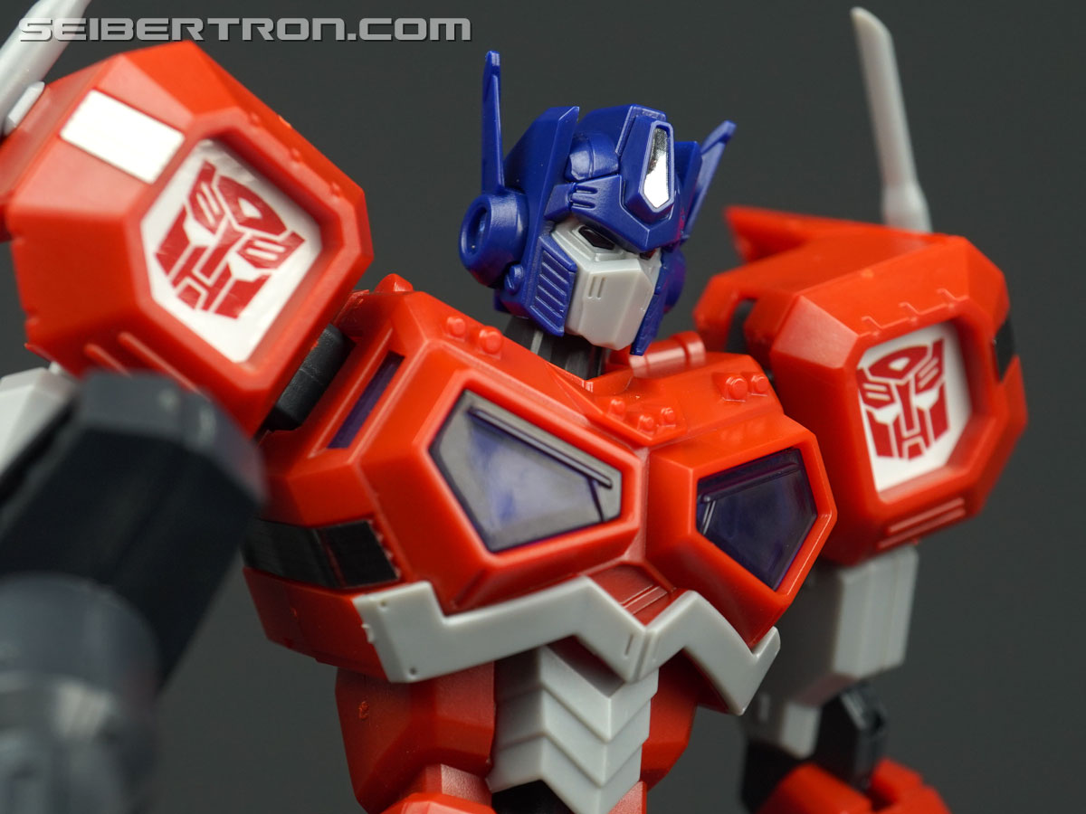 Transformers Flame Toys Optimus Prime (Attack Mode) Toy Gallery (Image ...