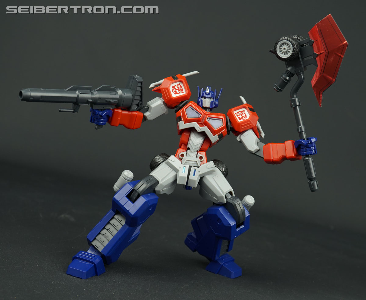 Transformers Flame Toys Optimus Prime (Attack Mode) (Image #30 of 128)