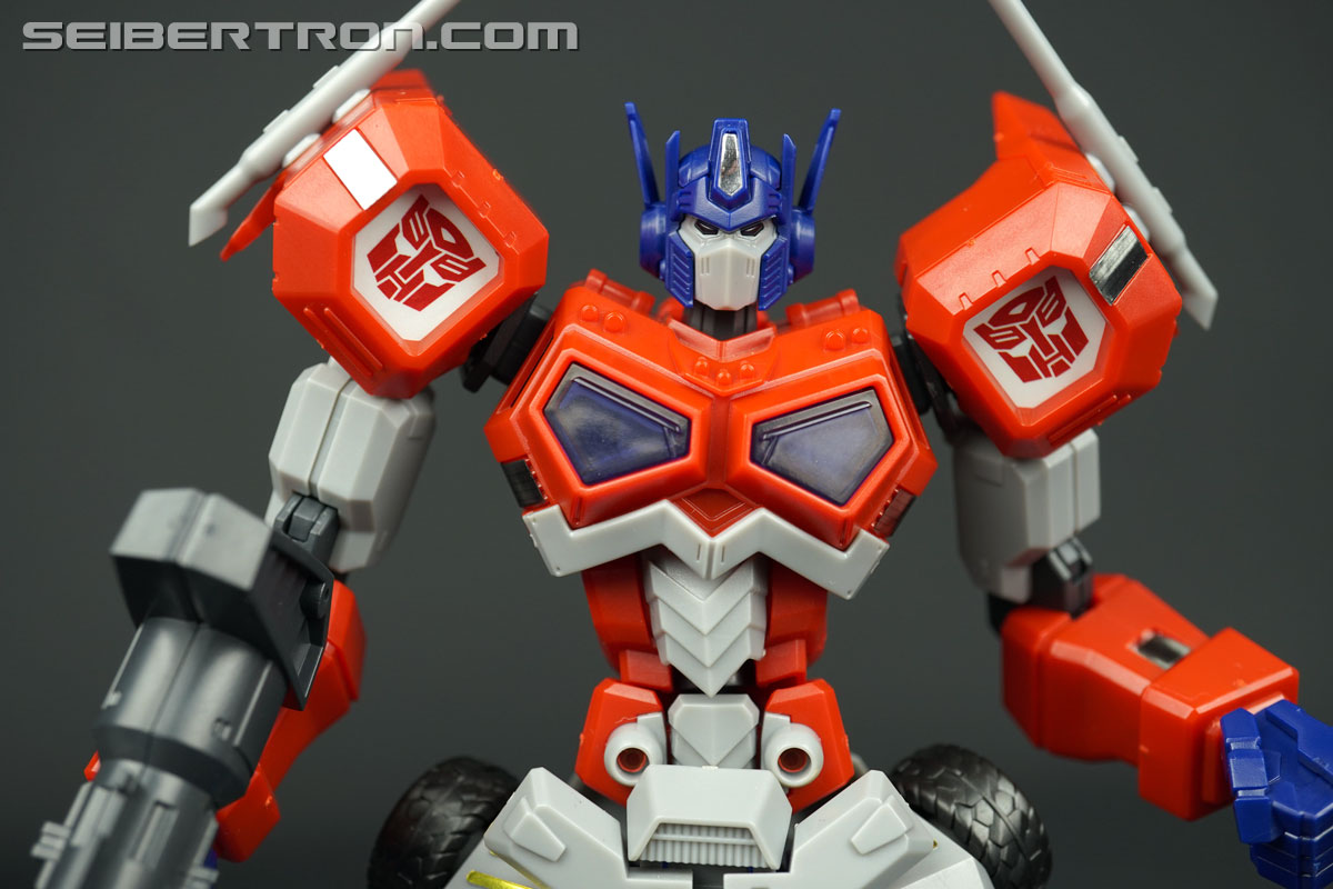 Transformers Flame Toys Optimus Prime (Attack Mode) (Image #52 of 128)