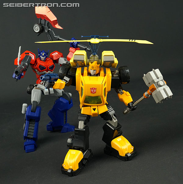 Transformers Flame Toys Bumblebee (Image #110 of 140)