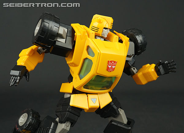 Transformers Flame Toys Bumblebee Toy Gallery (Image #135 of 140)