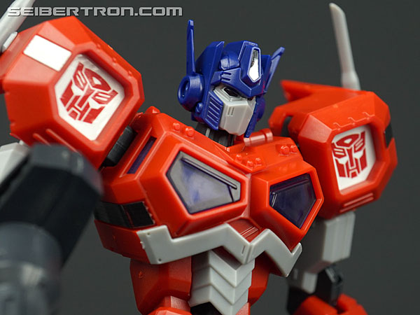 Transformers Flame Toys Optimus Prime (Attack Mode) (Image #7 of 128)