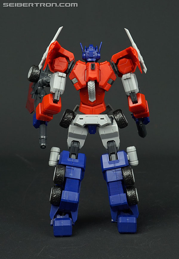 Transformers Flame Toys Optimus Prime (Attack Mode) (Image #13 of 128)