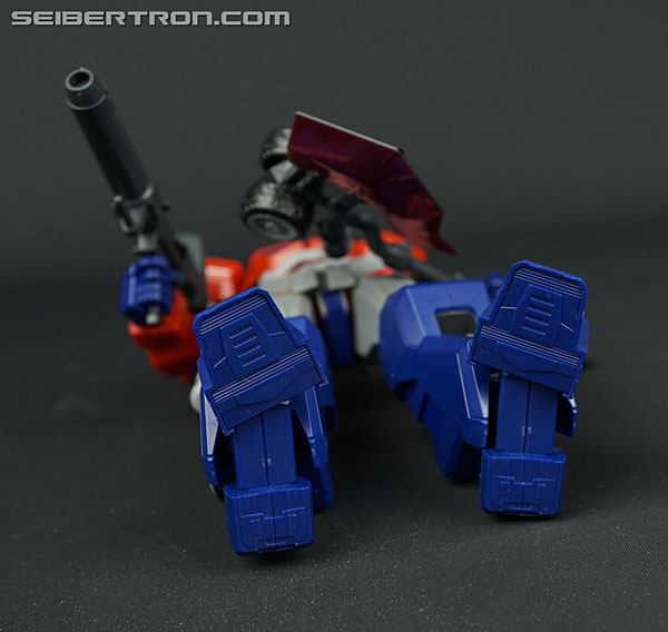 Transformers Flame Toys Optimus Prime (Attack Mode) (Image #20 of 128)