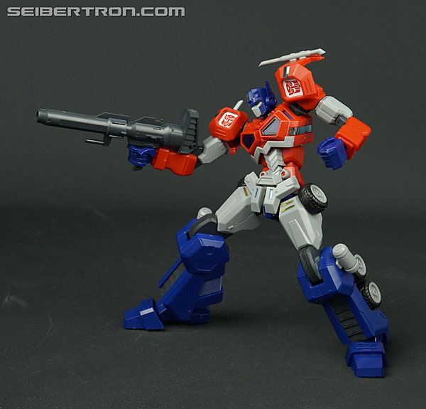 Transformers Flame Toys Optimus Prime (Attack Mode) (Image #57 of 128)