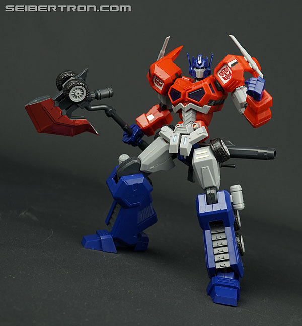 Transformers Flame Toys Optimus Prime (Attack Mode) (Image #81 of 128)