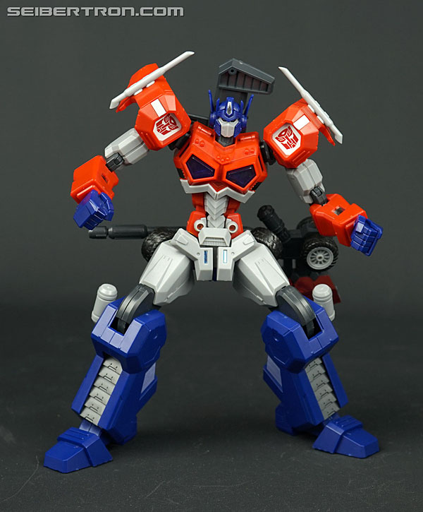 Transformers Flame Toys Optimus Prime (Attack Mode) (Image #92 of 128)