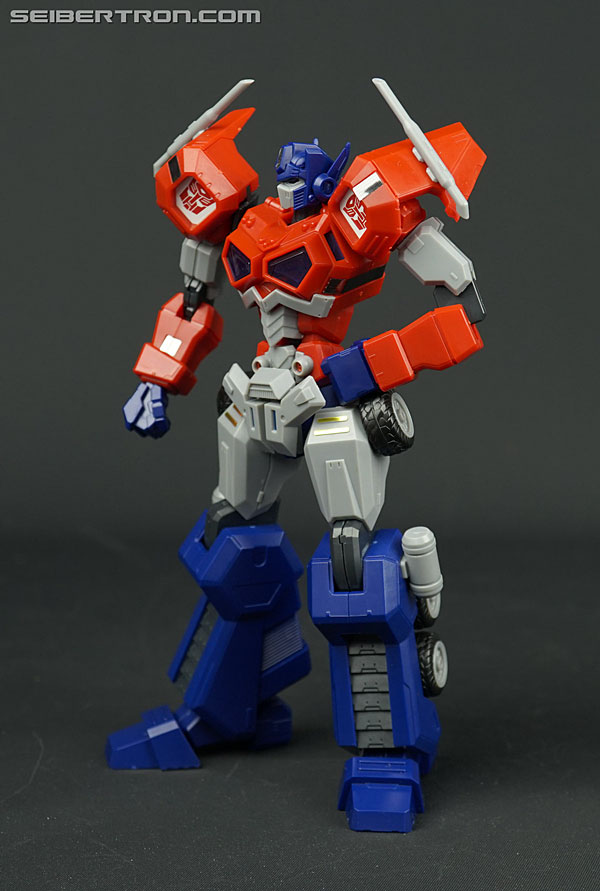 Transformers Flame Toys Optimus Prime (Attack Mode) (Image #109 of 128)
