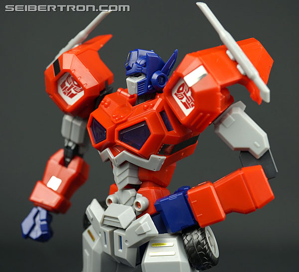 Transformers Flame Toys Optimus Prime (Attack Mode) (Image #110 of 128)