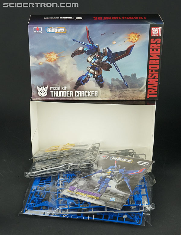 Transformers Flame Toys Thundercracker (Image #15 of 90)