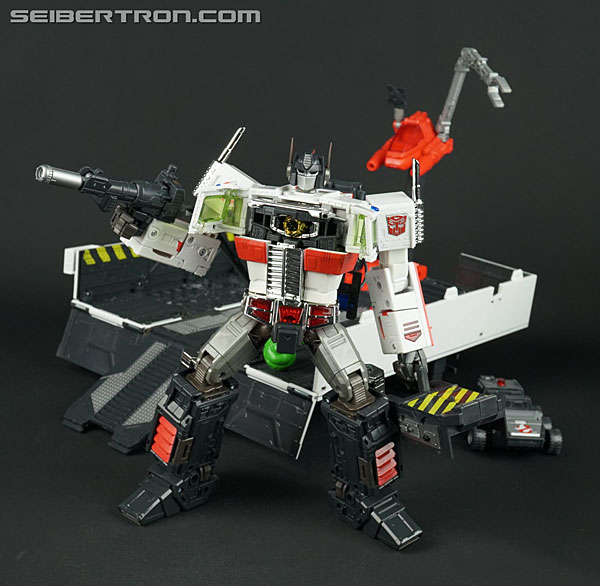Ghostbusters X Transformers MP-10G Optimus Prime (Image #153 of 192)