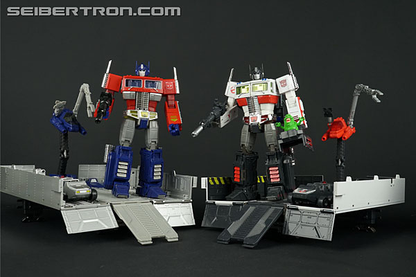 Ghostbusters X Transformers MP-10G Optimus Prime (Image #167 of 192)