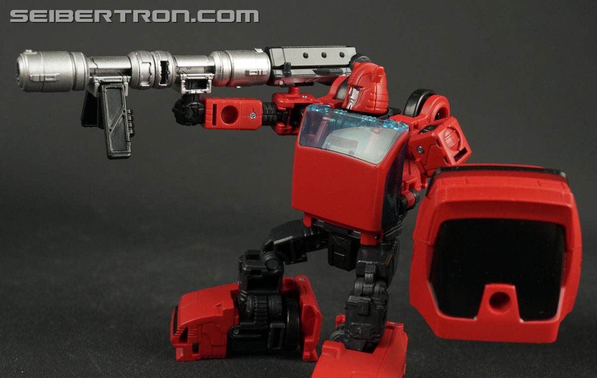 Transformers War for Cybertron: Earthrise Cliffjumper (Image #100 of 141)