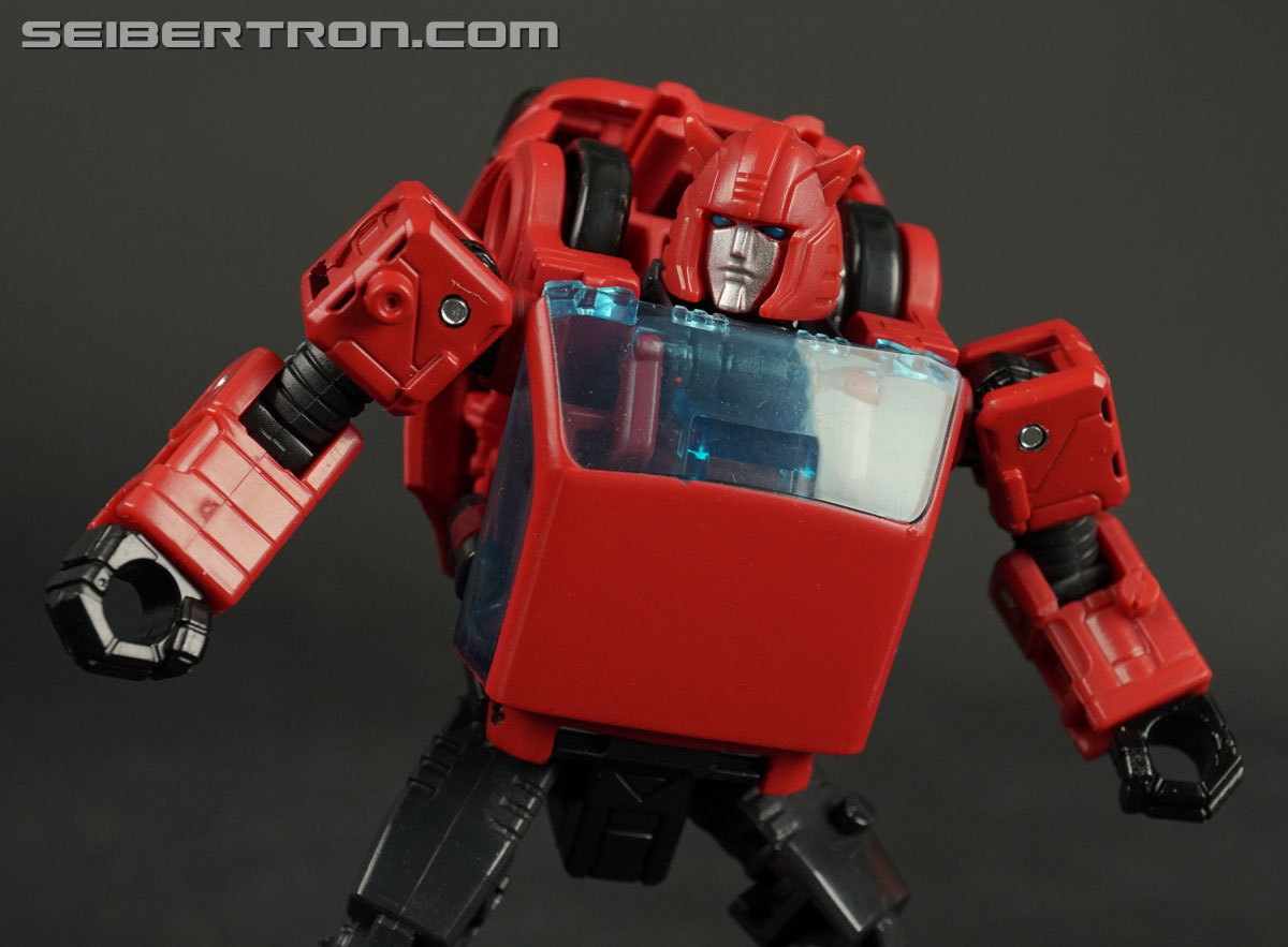 Transformers War for Cybertron: Earthrise Cliffjumper (Image #116 of 141)