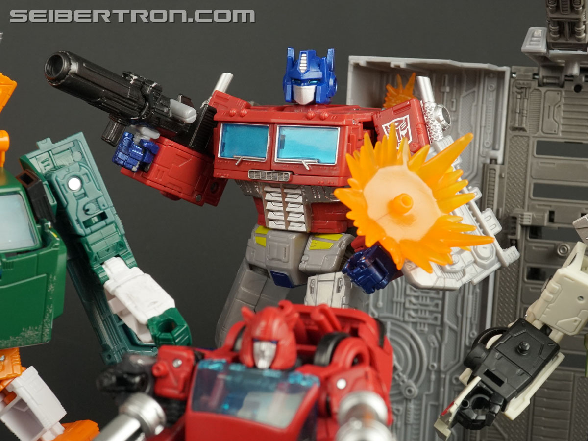 Transformers War for Cybertron: Earthrise Optimus Prime (Image #197 of 267)
