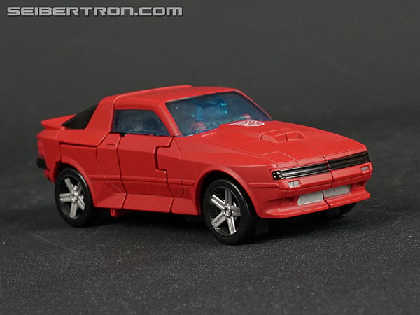 Transformers War for Cybertron: Earthrise Cliffjumper (Image #20 of 141)