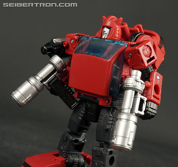 Transformers War for Cybertron: Earthrise Cliffjumper (Image #80 of 141)