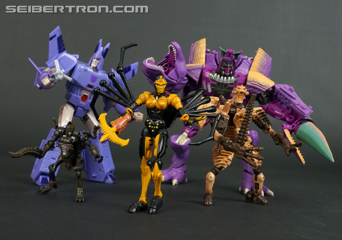 Transformers War for Cybertron: Kingdom Blackarachnia (Image #156 of 162)