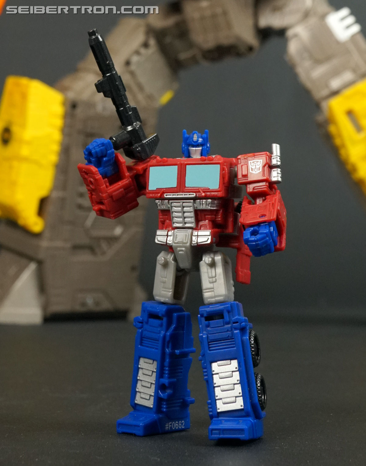 Transformers War for Cybertron: Kingdom Optimus Prime (Image #105 of 108)