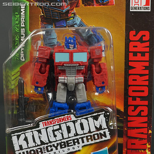 Transformers War for Cybertron: Kingdom Optimus Prime (Image #2 of 108)