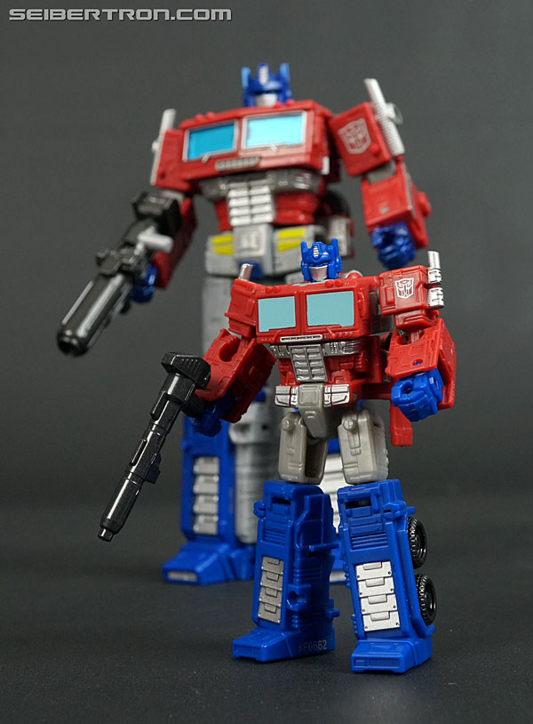 Transformers War for Cybertron: Kingdom Optimus Prime (Image #107 of 108)