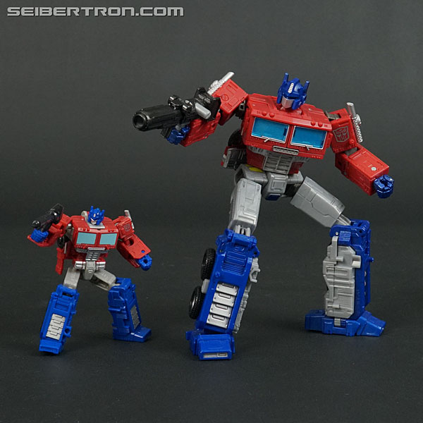 Transformers War for Cybertron: Kingdom Optimus Prime (Image #108 of 108)