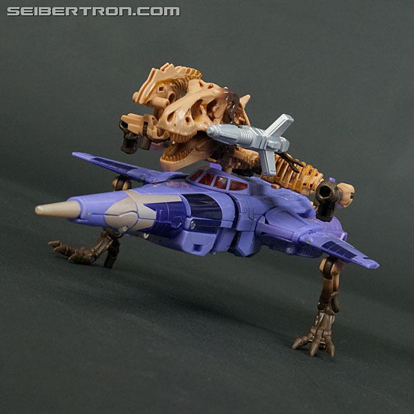 Transformers News: New Gallery: War for Cybertron Kingdom Voyager Class WFC-K9 Cyclonus