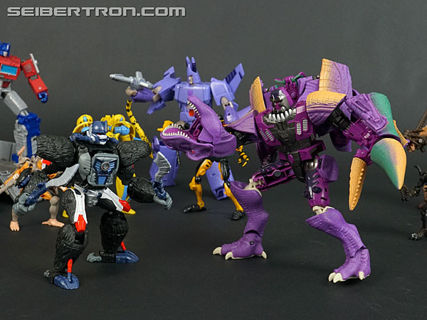 Transformers War for Cybertron: Kingdom Optimus Primal (Image #208 of 221)