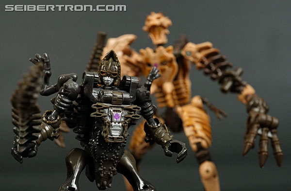 Transformers War for Cybertron: Kingdom Vertebreak (Image #126 of 127)